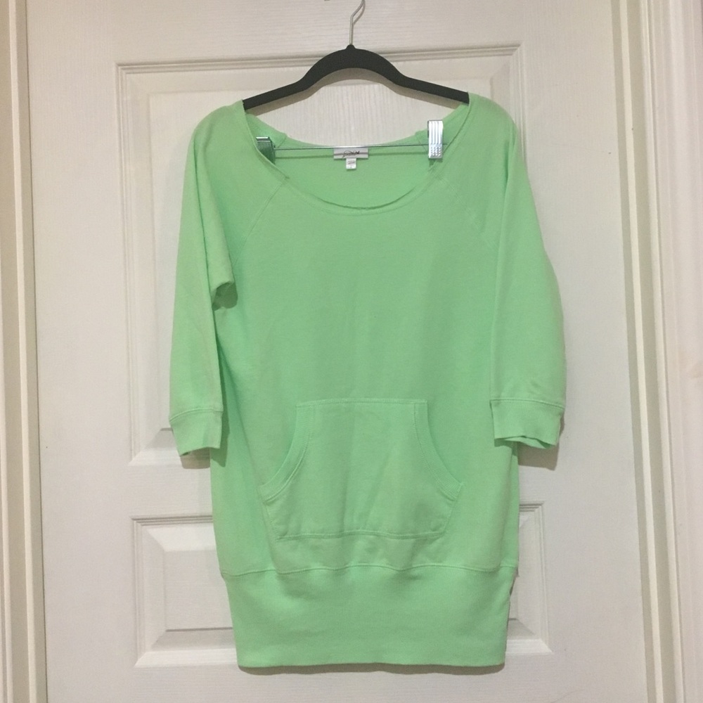 Women’s 3/4 Sleeve Sweater Size L